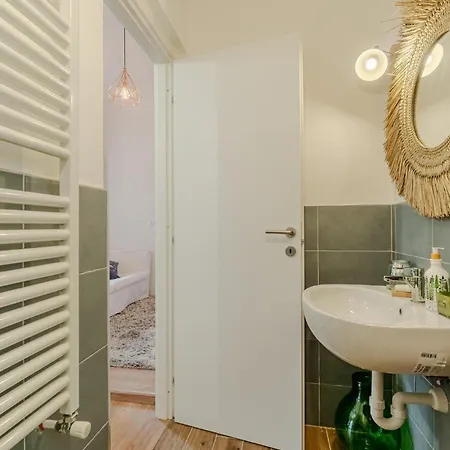 Gorgeous In With Wifi *