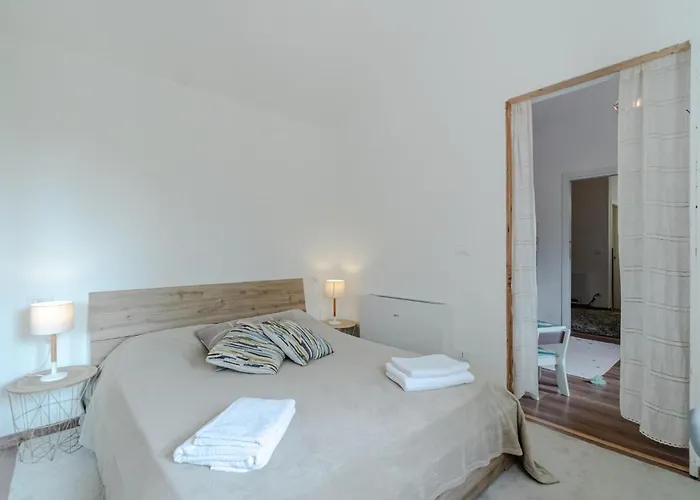 Gorgeous In With Wifi Dego